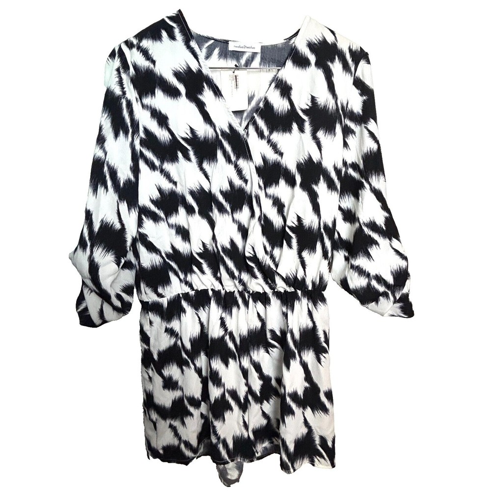 Twelve2Twelve Romper Womens L Print V-Neck Wrap Roll Tab Sleeve Black White